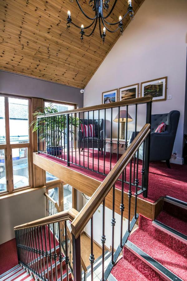 Mc Kevitts Village Hotel Carlingford Exteriér fotografie